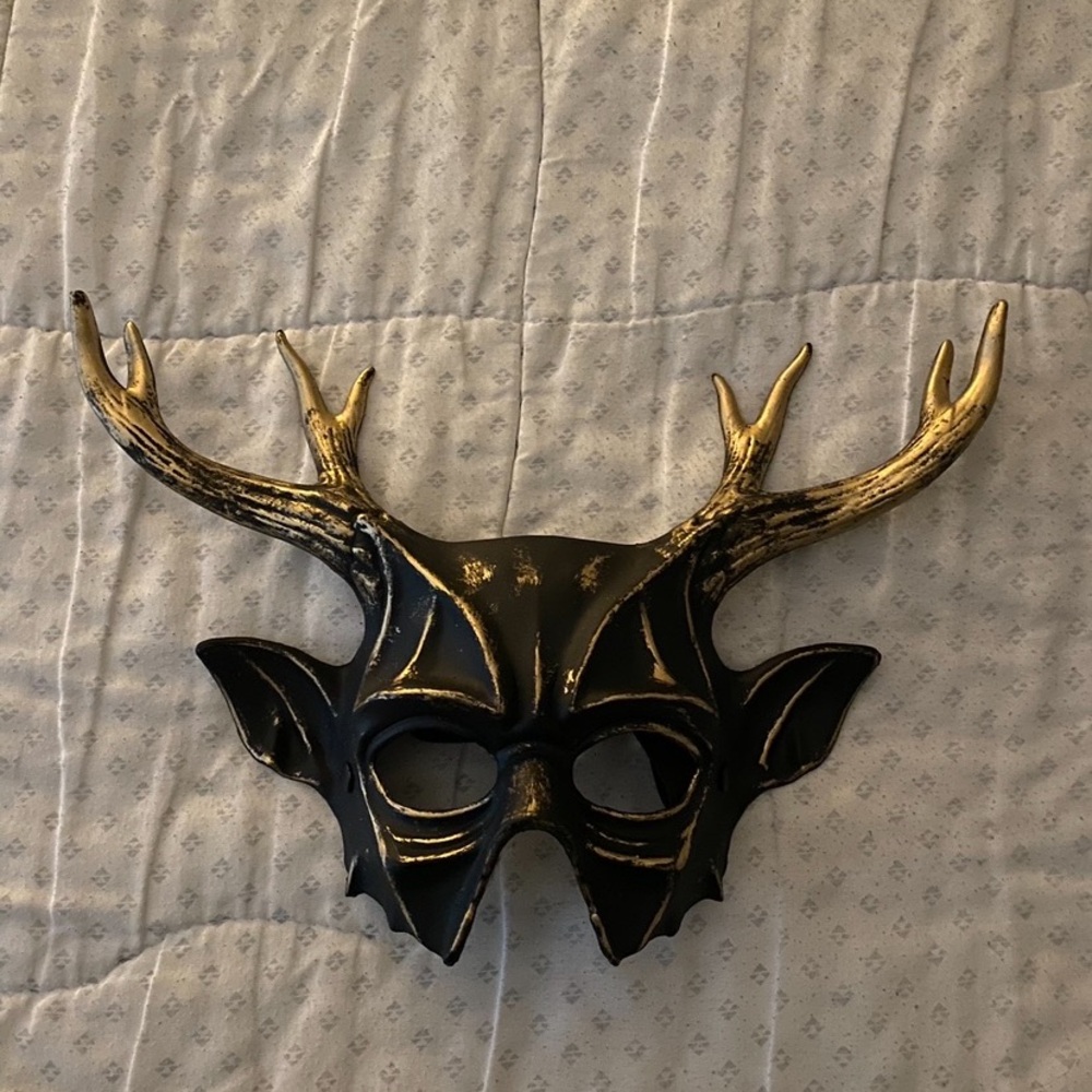 Halloween Mask lightly used great condition